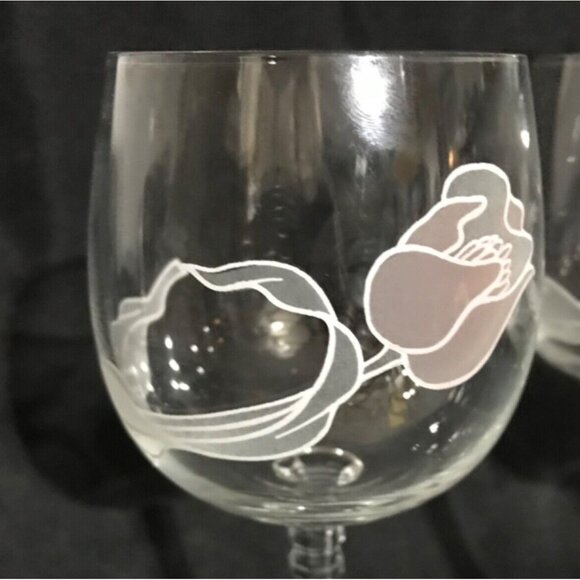 Bohemia Crystal-Crystalex Tulip Pattern Hand Blown Wine Glass Set of 3 - Picture 2 of 9